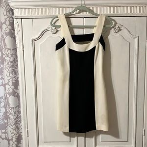 Sexy mini black and white graphic dress size 4